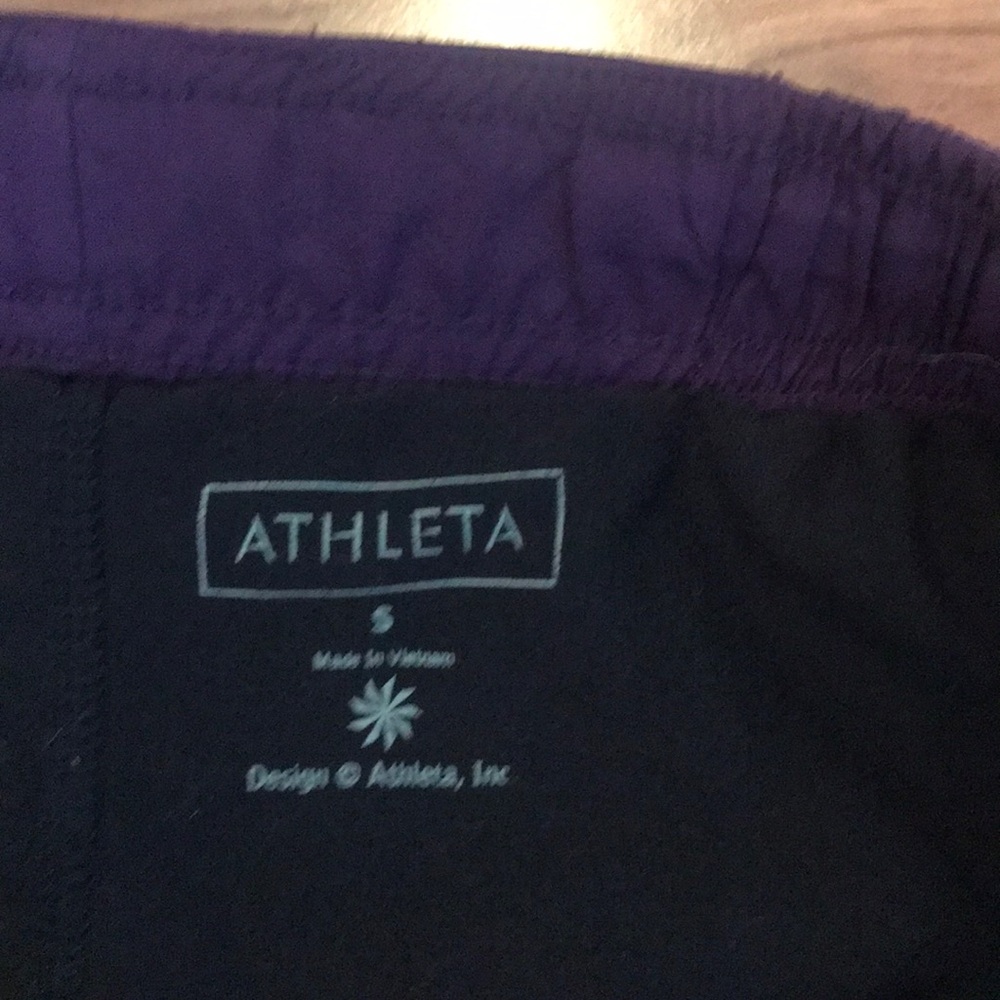 Athleta running shorts - Picture 4 of 4